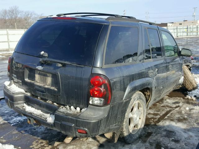 1GNDT13SX72288286 - 2007 CHEVROLET TRAILBLAZE GRAY photo 4