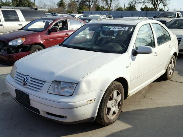 3VWSD29M61M076560 - 2001 VOLKSWAGEN JETTA GLS WHITE photo 2