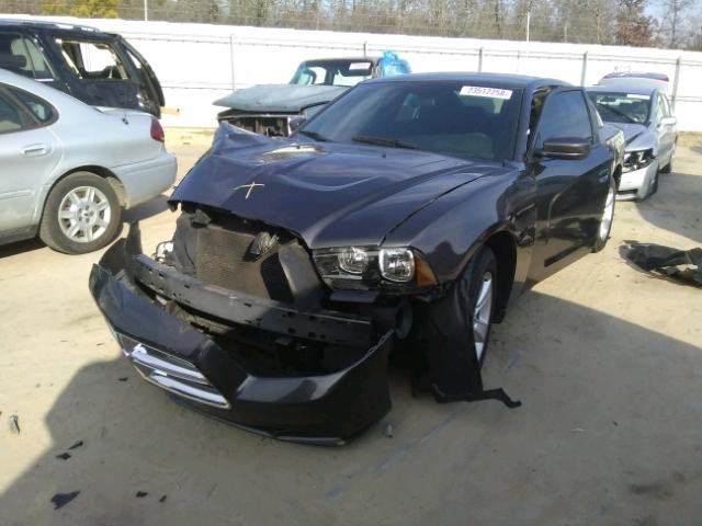 2C3CDXBG3DH636681 - 2013 DODGE CHARGER SE GRAY photo 2