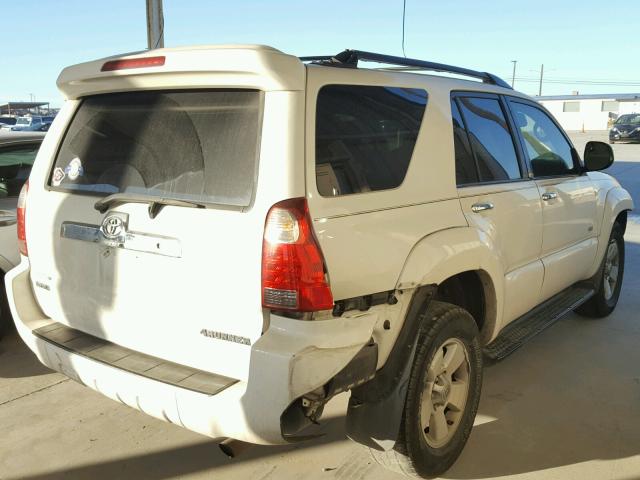 JTEZU14R578084348 - 2007 TOYOTA 4RUNNER SR WHITE photo 4