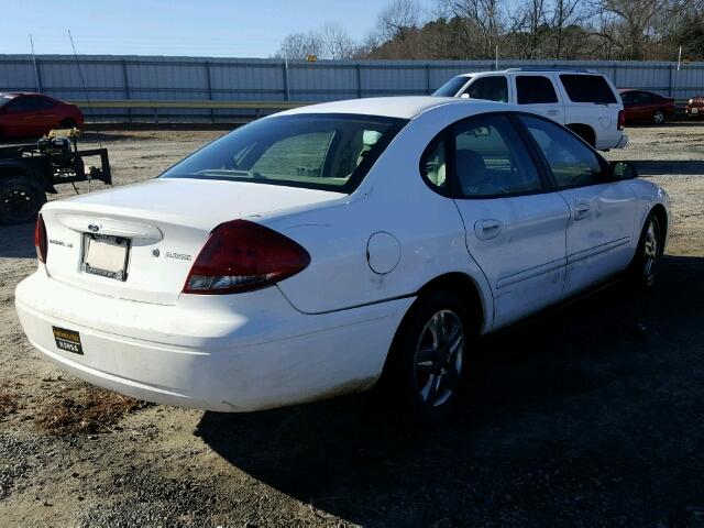 1FAFP53U15A289057 - 2005 FORD TAURUS SE WHITE photo 4