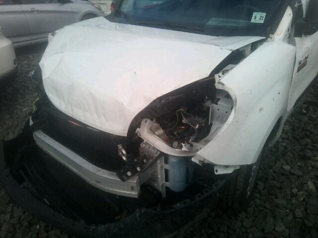 ZFBERFAT4G6C22075 - 2016 RAM PROMASTER 白色 照片 9