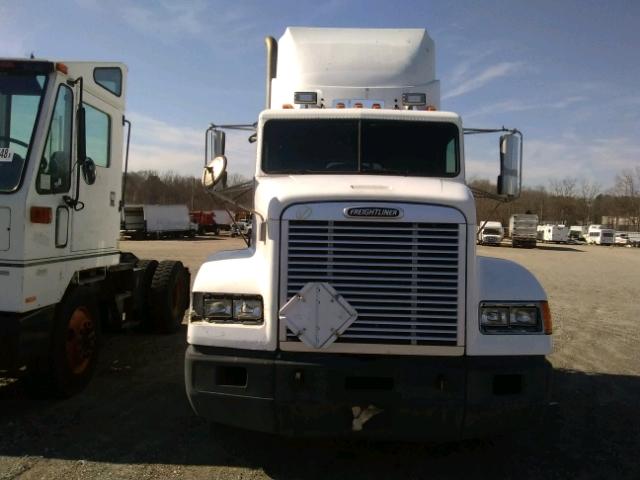 1FUW3MDA7YPF77683 - 2000 FREIGHTLINER CONVENTION WHITE photo 7