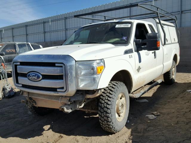 1FT7X2BT5CEA66273 - 2012 FORD F250 SUPER WHITE photo 2