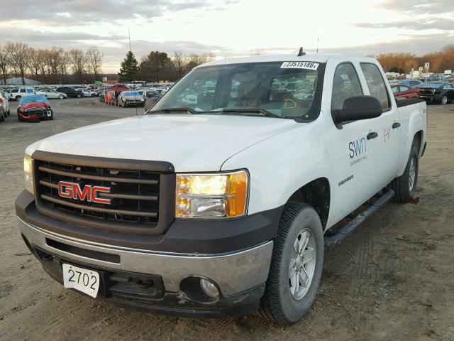 3GTP2TE75CG132302 - 2012 GMC SIERRA K15 WHITE photo 2