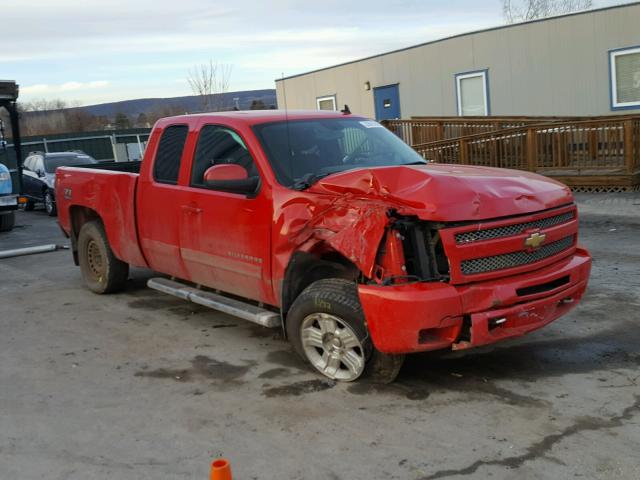 1GCRKSE30BZ230328 - 2011 CHEVROLET SILVERADO RED photo 1