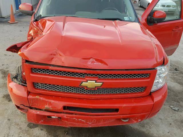 1GCRKSE30BZ230328 - 2011 CHEVROLET SILVERADO RED photo 7