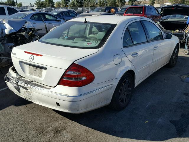 WDBUF65J64A543999 - 2004 MERCEDES-BENZ E 320 WHITE photo 4