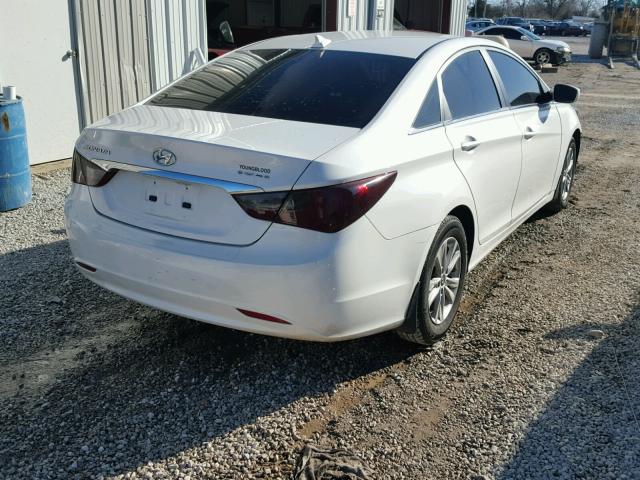 5NPEB4AC2CH444097 - 2012 HYUNDAI SONATA GLS WHITE photo 4