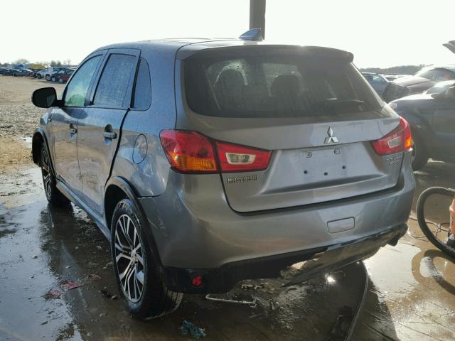 JA4AP3AU5HZ012620 - 2017 MITSUBISHI OUTLANDER GRAY photo 3