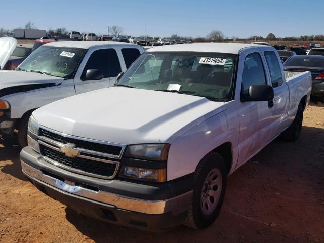 1GCEC19Z67Z199064 - 2007 CHEVROLET SILVERADO WHITE photo 2