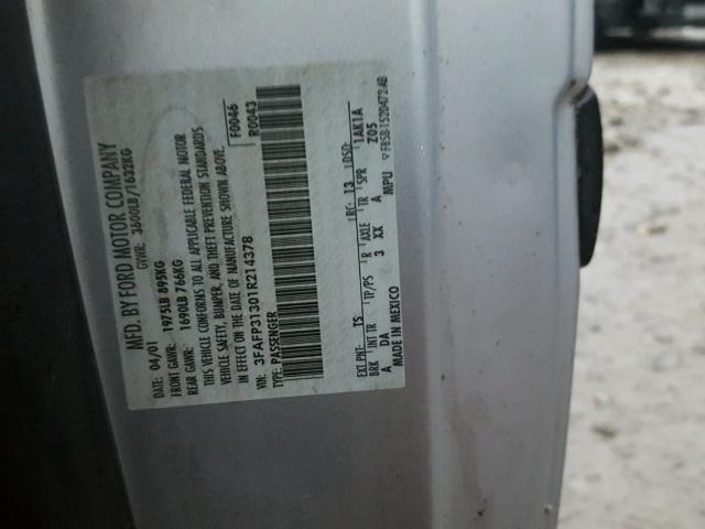 3FAFP31301R214378 - 2001 FORD FOCUS ZX3 GRAY photo 10