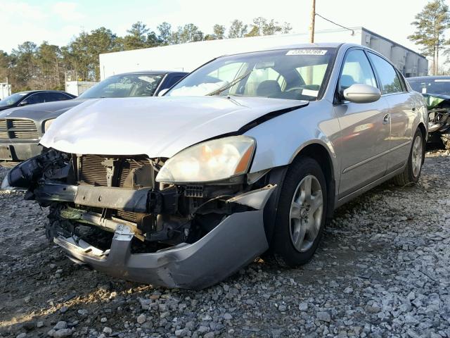 1N4AL11D82C138850 - 2002 NISSAN ALTIMA BAS SILVER photo 2