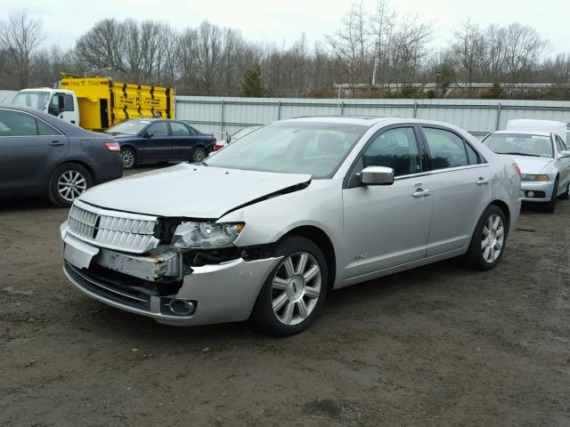 3LNHM28T68R627844 - 2008 LINCOLN MKZ SILVER photo 2