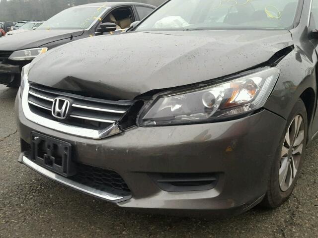 1HGCR2F38DA088569 - 2013 HONDA ACCORD LX GRAY photo 9