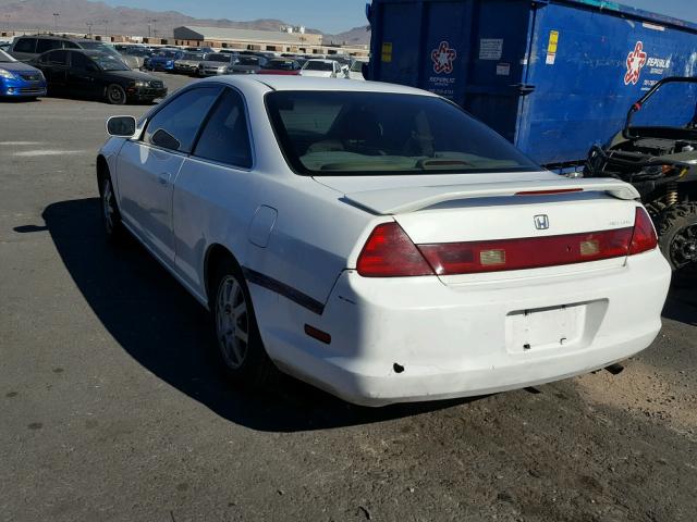 1HGCG3256XA015675 - 1999 HONDA ACCORD EX WHITE photo 3