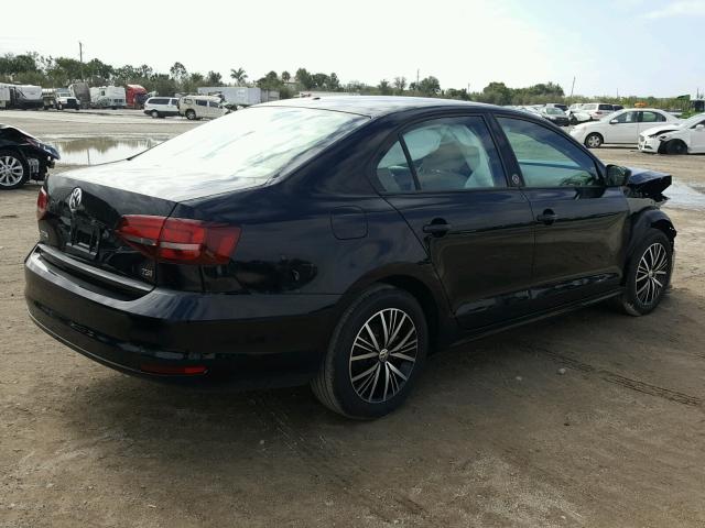 3VWDB7AJ9JM226108 - 2018 VOLKSWAGEN JETTA SE BLACK photo 4