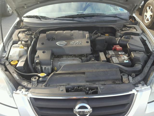 1N4AL11D22C717834 - 2002 NISSAN ALTIMA BAS SILVER photo 7