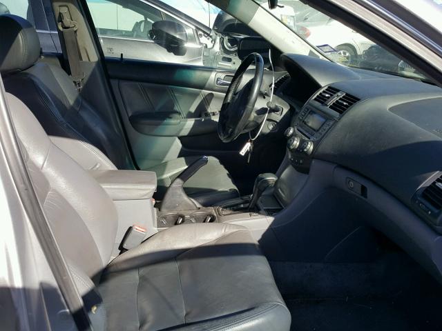 1HGCM66506A040185 - 2006 HONDA ACCORD EX SILVER photo 5