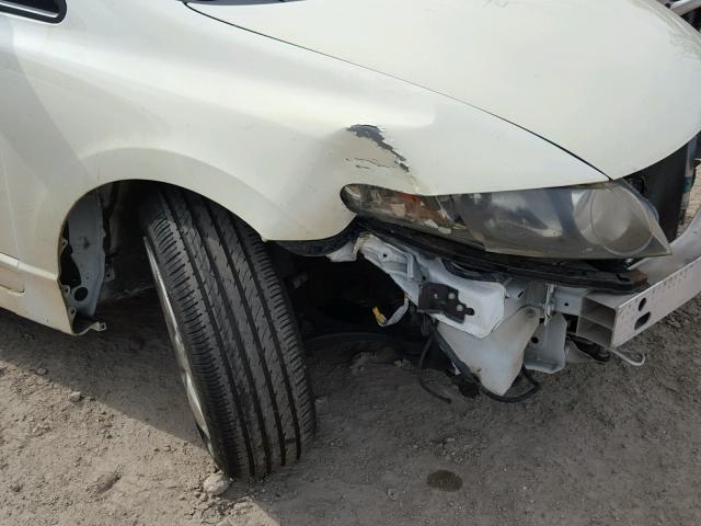 19XFA1F59BE019933 - 2011 HONDA CIVIC LX WHITE photo 10