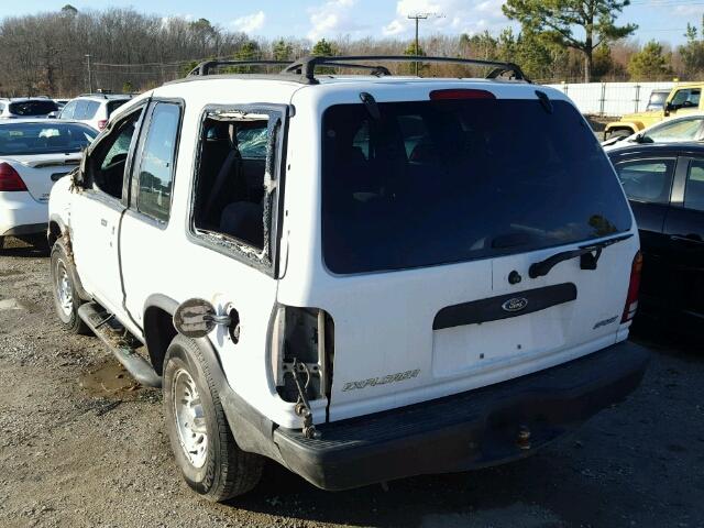 1FMYU60E0YUA44828 - 2000 FORD EXPLORER S WHITE photo 3