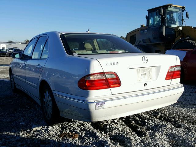 WDBJF65J51B336643 - 2001 MERCEDES-BENZ E 320 WHITE photo 3