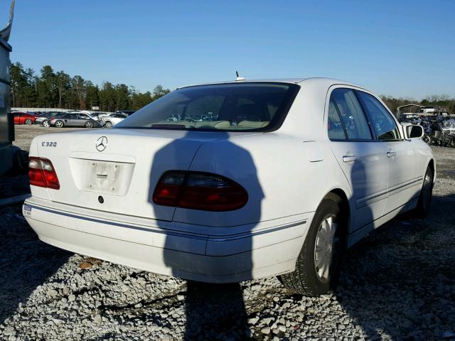 WDBJF65J51B336643 - 2001 MERCEDES-BENZ E 320 WHITE photo 4