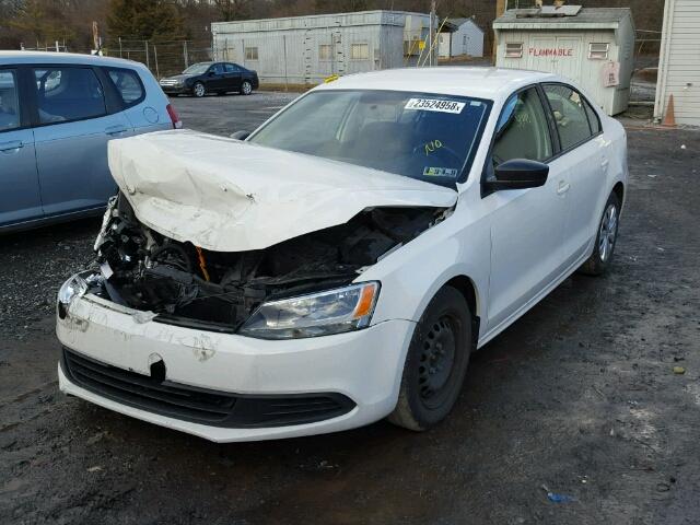 3VW2K7AJ7DM294533 - 2013 VOLKSWAGEN JETTA BASE WHITE photo 2