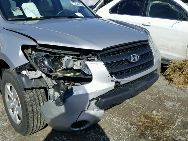 5NMSG13D09H242714 - 2009 HYUNDAI SANTA FE G 银色 照片 9