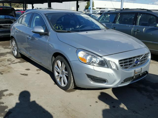 YV1902FH0B2013655 - 2011 VOLVO S60 T6 SILVER photo 1