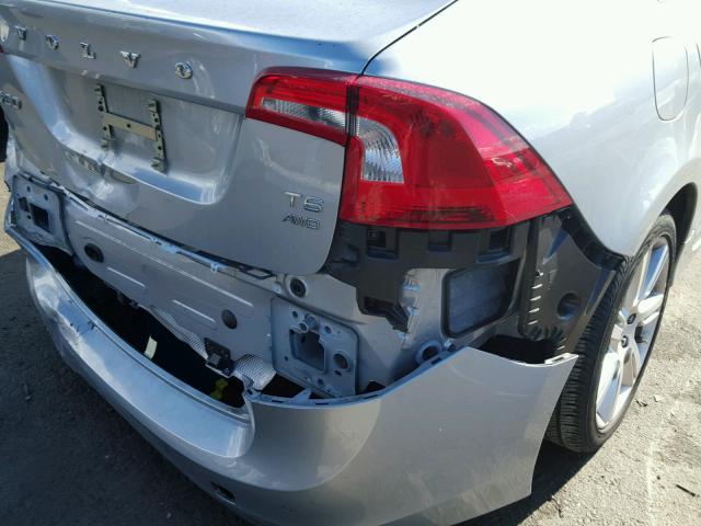 YV1902FH0B2013655 - 2011 VOLVO S60 T6 SILVER photo 9