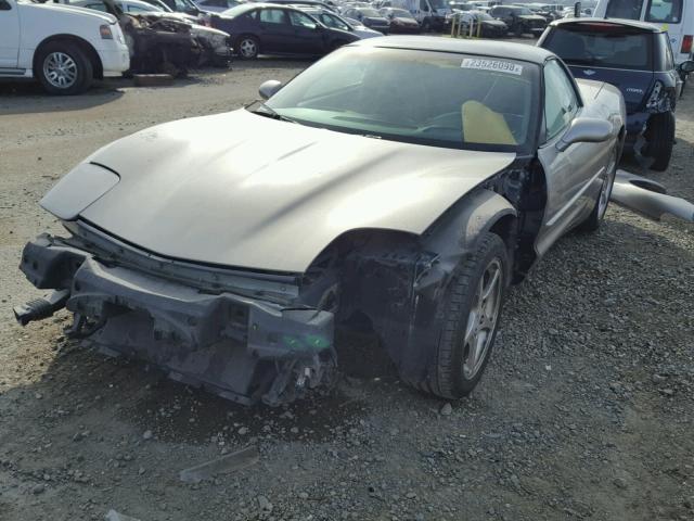 1G1YY22G925128267 - 2002 CHEVROLET CORVETTE TAN photo 2