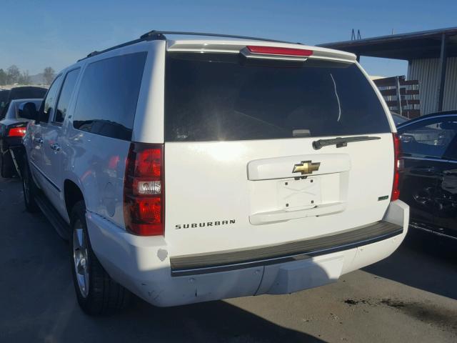 1GNUCKE02AR165145 - 2010 CHEVROLET SUBURBAN C WHITE photo 3