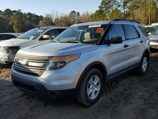 1FM5K7B82DGA01039 - 2013 FORD EXPLORER SILVER photo 2