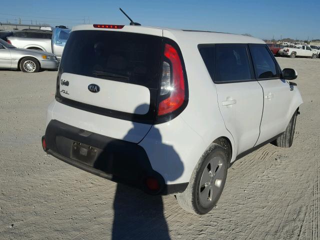 KNDJN2A25F7128039 - 2015 KIA SOUL WHITE photo 4