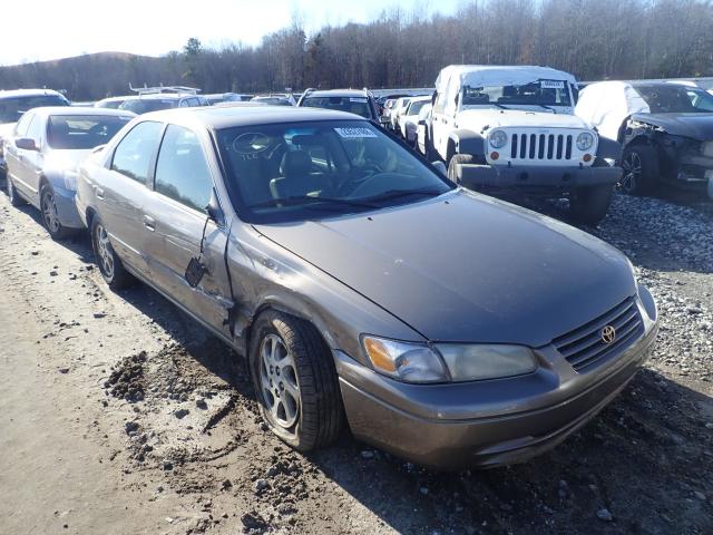 4T1BF22K0XU078505 - 1999 TOYOTA CAMRY LE GOLD photo 1