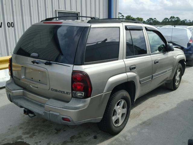 1GNDT13S122155439 - 2002 CHEVROLET TRAILBLAZE GRAY photo 4