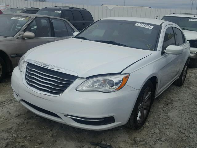 1C3CCBBB9CN267275 - 2012 CHRYSLER 200 TOURIN WHITE photo 2