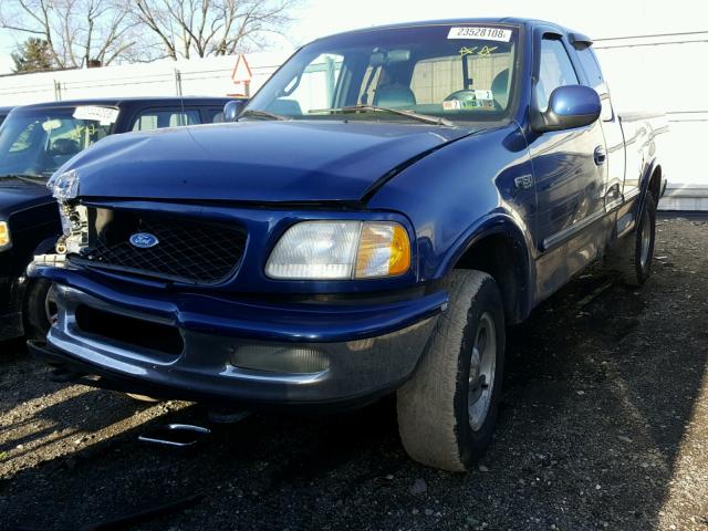 1FTDX18W0VNB92851 - 1997 FORD F150 BLUE photo 2