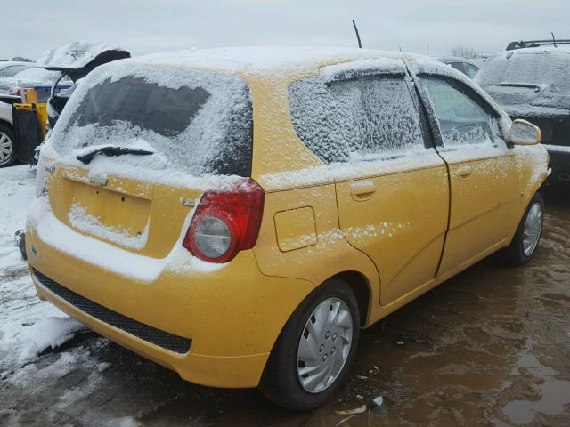 KL1TD66E29B611454 - 2009 CHEVROLET AVEO LS YELLOW photo 4