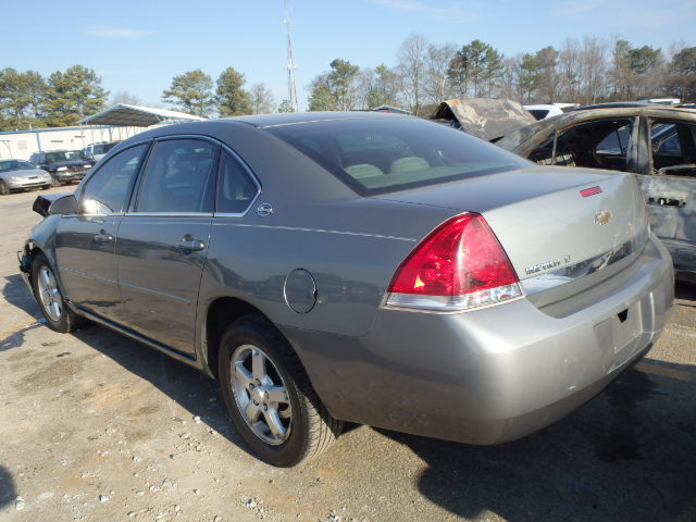 2G1WT55N179249211 - 2007 CHEVROLET IMPALA LT GRAY photo 3