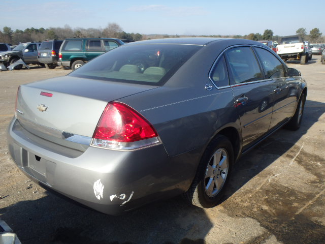 2G1WT55N179249211 - 2007 CHEVROLET IMPALA LT GRAY photo 4