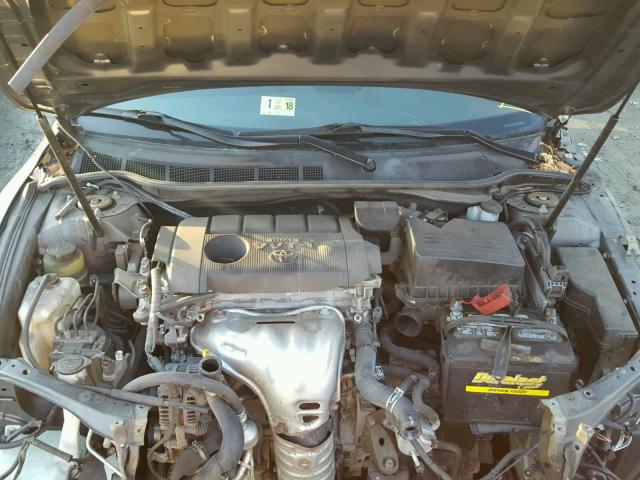 4T1BF3EK8BU653296 - 2011 TOYOTA CAMRY BASE GRAY photo 7