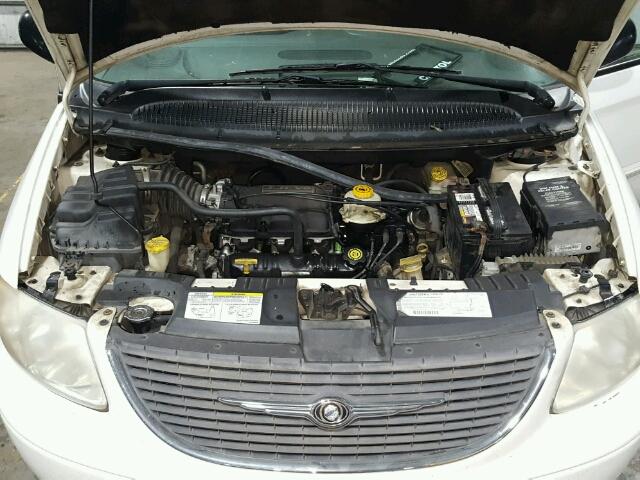 2C8GP44343R163569 - 2003 CHRYSLER TOWN & COU WHITE photo 7