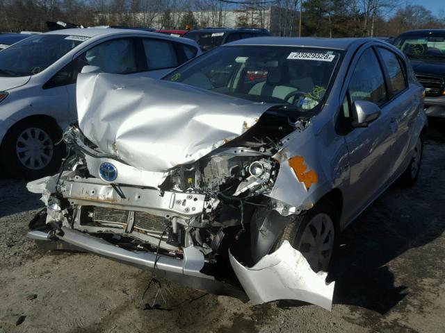 JTDKDTB37D1529922 - 2013 TOYOTA PRIUS C SILVER photo 2