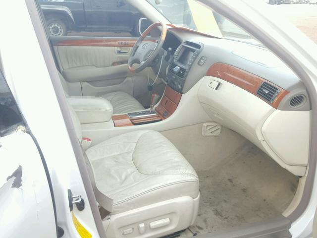 JTHBN30F420079786 - 2002 LEXUS LS 430 WHITE photo 5