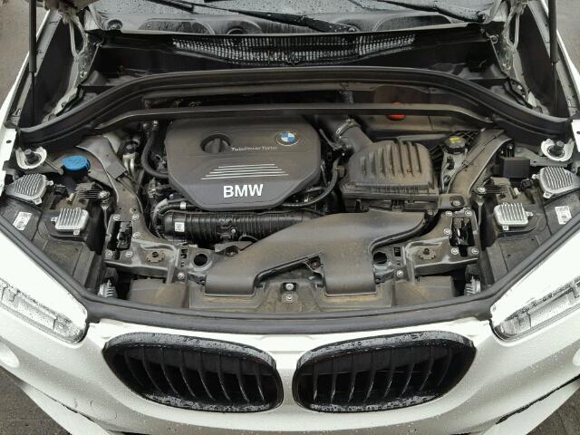 WBXHT3C38G5E52248 - 2016 BMW X1 XDRIVE2 Weiß Foto 7
