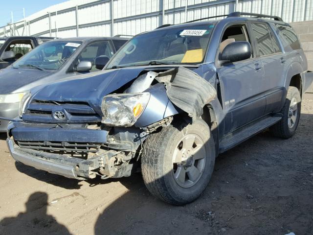 JTEBU14RX48025955 - 2004 TOYOTA 4RUNNER SR BLUE photo 2