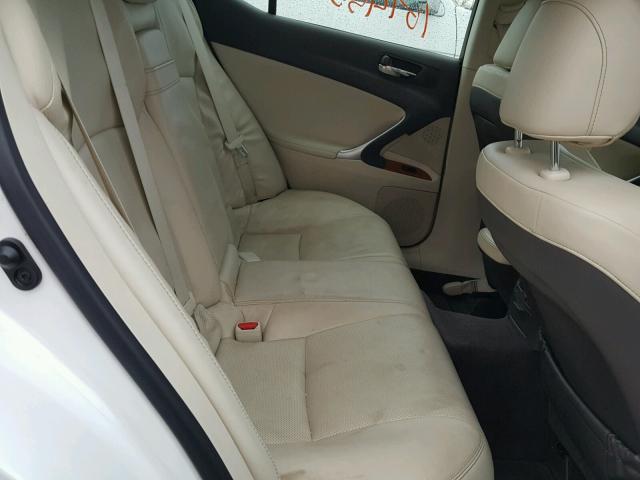 JTHBK262695092155 - 2009 LEXUS IS 250 WHITE photo 6