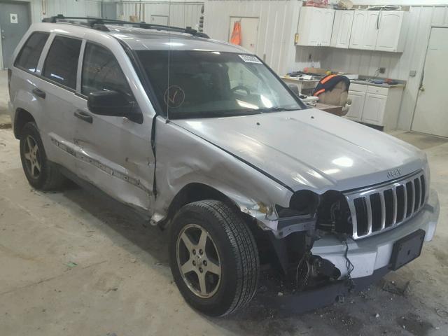 1J4GR48K65C685896 - 2005 JEEP GRAND CHER SILVER photo 1